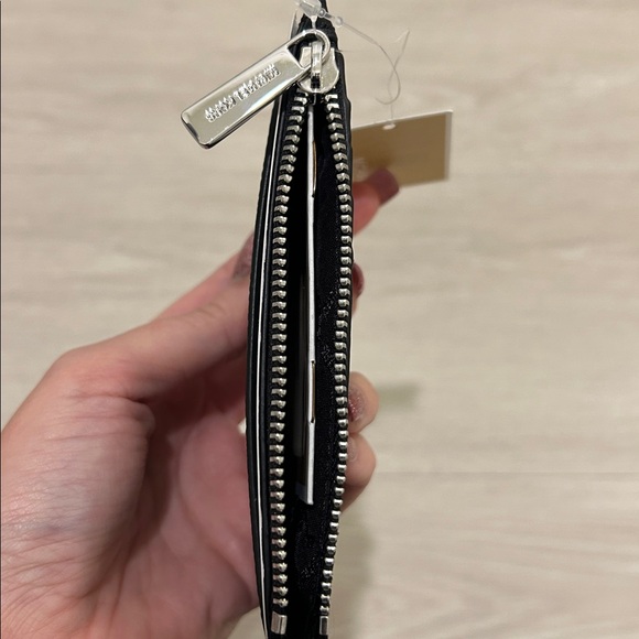 Michael Kors Black Card Holder - Picture 5 of 8